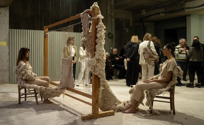 Θερμή η υποδοχή της έκθεσης σύγχρονης τέχνης “In/Out of Time - Στην ώρα, εκτός χρόνου”, στο κτίριο Νόμπελ