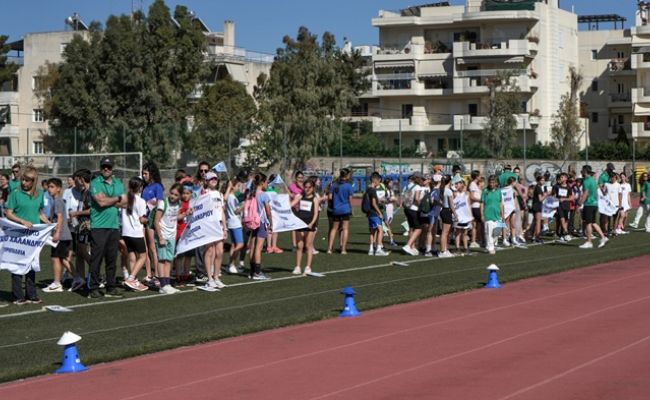 Μεγάλη συμμετοχή και γεμάτες κερκίδες στους 17ους Μαθητικούς Αγώνες Στίβου “Ευριπίδεια 2025”