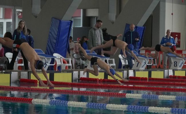 “Ευριπίδεια 2026”: 300 μικροί κολυμβητές από δέκα Δήμους έδωσαν ραντεβού στο Χαλάνδρι