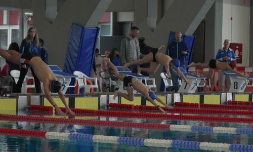 “Ευριπίδεια 2026”: 300 μικροί κολυμβητές από δέκα Δήμους έδωσαν ραντεβού στο Χαλάνδρι