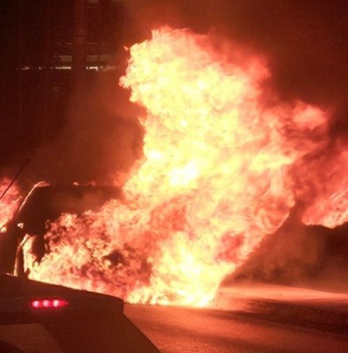 Φωτιά σε αυτοκίνητο στη Λεωφ. Κηφισίας, στο ύψος του Χαλανδρίου