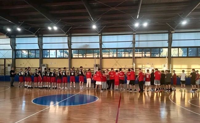 Το Χαλάνδρι άνοιξε την αγκαλιά του στο “Τζάμπολ της Αγάπης”