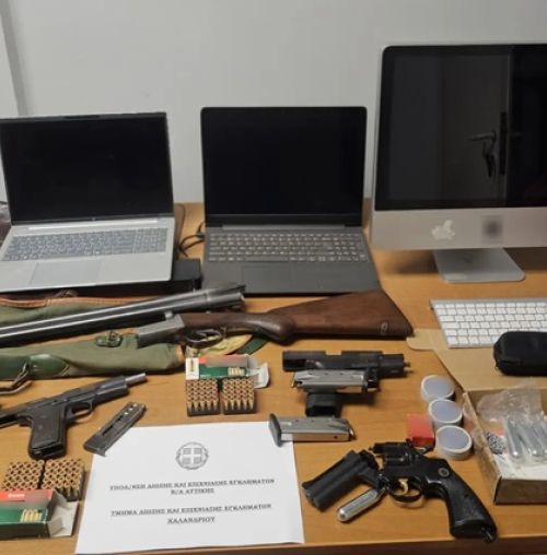 Συνελήφθη 78χρονος στο Χαλάνδρι για κλοπές κατ’ εξακολούθηση από σταθμευμένα οχήματα