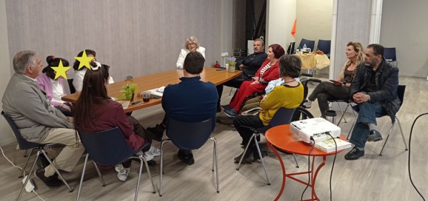 Συνάντηση της Κοινωνικής Υπηρεσίας του Δήμου Χαλανδρίου με αντιπροσωπεία της ΠΕΓΚΑΠ-ΝΥ