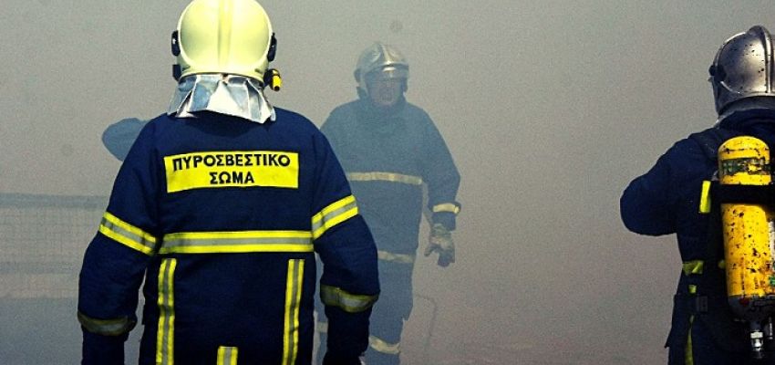 Φωτιά σε διαμέρισμα στο Χαλάνδρι – Απεγκλωβίστηκαν δύο άτομα