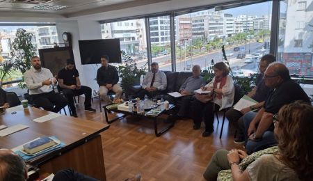Συνάντηση δημάρχων της Αττικής για την ανάληψη δράσεων αλληλεγγύης στον παλαιστινιακό λαό
