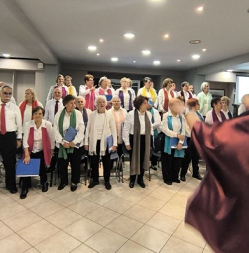 Μια μοναδική βραδιά ποίησης και μουσικής από τη Χορωδία 60+ του Δήμου Χαλανδρίου